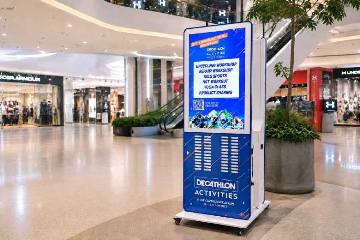 Mobile wayfinding on a visitor smartphone, powered by elTOV
